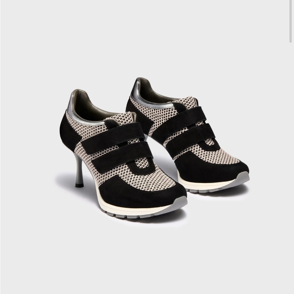 Sneex The Blake Hy-Heel Size 8